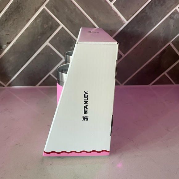 Stanley Valentine’s day edition- The everyday Go Tumbler 2-pack - Picture 9 of 9